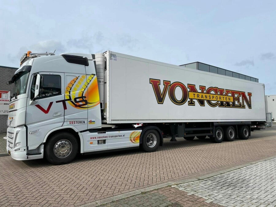 【予約】2025年発売予定VONCKEN TRANSPORTEN BV VOLVO FH5 GLOBETROTTER 4X2 TRIDEC –  ラストホビー