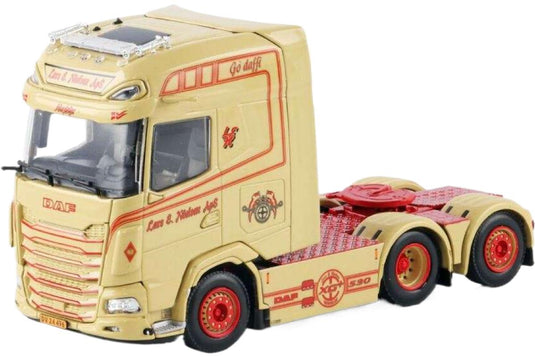 Lars E. Nielsen DAF XG+ 6x2 タグアクスル トラック / WSI 1/50 建設機械模型 工事車両