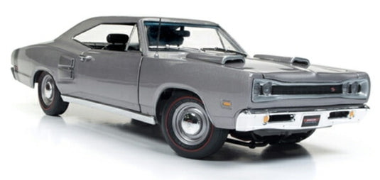 1969 Dodge Coronet R/T Hardtop in Silver - Muscle Car and Corvette Nationals Edition /AMEAMERICAN MUSCLE 1/18 ミニカー
