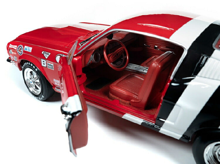 ギャラリービューアに画像をロードする, 1968 Ford Mustang Fastback (Sandy Elliot) /AutoWorld 1/18 ミニカー