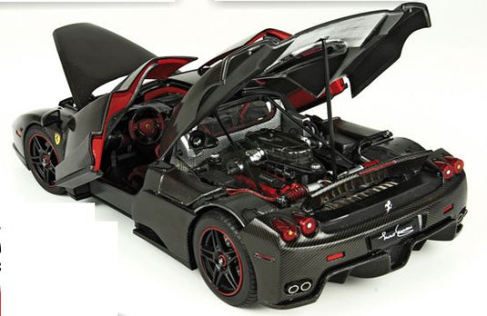 フェラーリ Enzo Carbon Fibre 1011台限定 /BBR 1/18 ダイキャスト ミニカー
