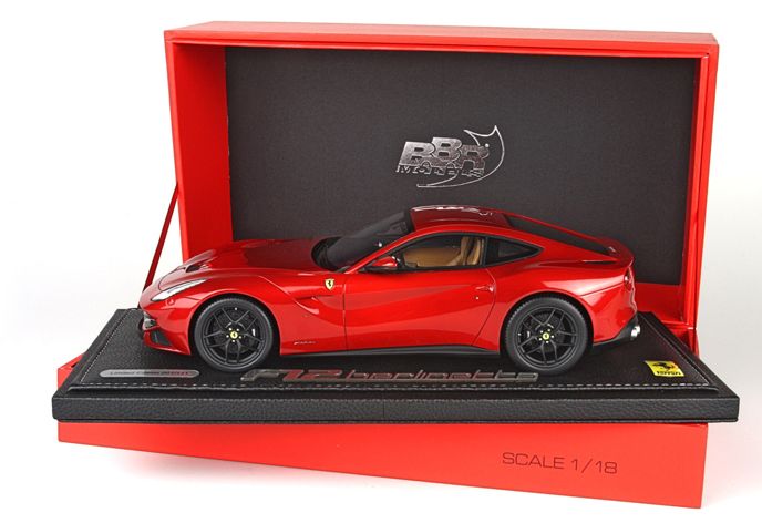 ギャラリービューアに画像をロードする, Ferrariフェラーリ F12 Berlinettaベルリネッタ 2012  Rosso Berlinetta ブラックホイール 141台限定 /BBR 1/18 レジンミニカー