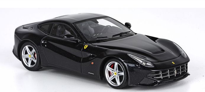 ギャラリービューアに画像をロードする, 【予約】Ferrariフェラーリ F12 Berlinettaベルリネッタ NEWブラックデイトナ スーツケース付き 40台限定 /BBR 1/43 レジンミニカー