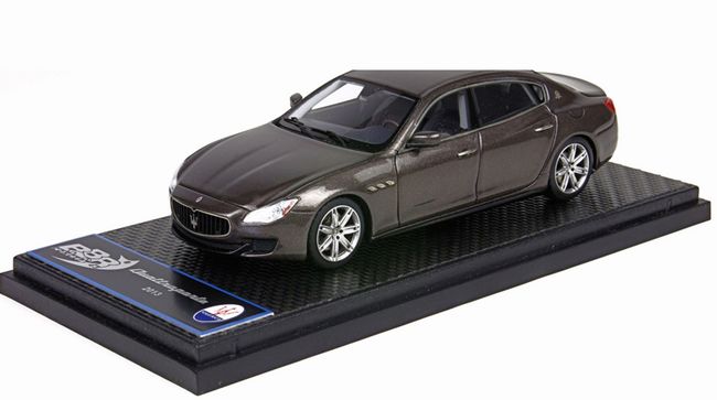 ギャラリービューアに画像をロードする, Maseratiマセラティ Quattroporte 2013 ブロンズ /BBR 1/43 レジン ミニカー