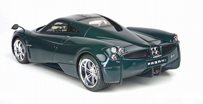 ギャラリービューアに画像をロードする, Paganiパガーニ Huayra 2012  CARBON FIBRE BLU 50台限定 /BBR 1/18 レジンミニカー