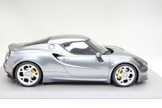 Alfa Romeoアルファロメオ 4c 2013 ダークシルバー /BBR 1/18レジンミニカー