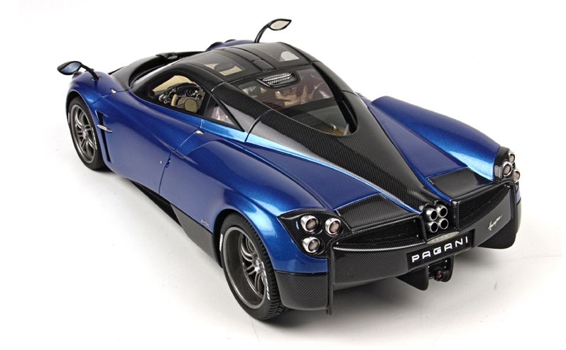 ギャラリービューアに画像をロードする, 【予約】Pagani Huayraパガーニ ウアイラ メタリックブルー 50台限定/BBR1/18 レジンミニカー