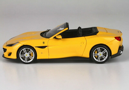 FERRARIフェラーリ PORTOFINO CABRIOLET OPEN 2017 | GIALLO MODENA - YELLOW /BBR 1/43 ミニカー