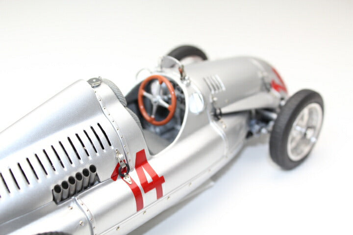 ギャラリービューアに画像をロードする, アウトウニオン タイプD No.14 フランスGP Meier 1939 1500台限定 /CMC ミニカー 1/18スケール