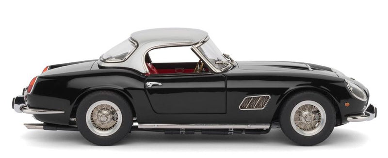 ギャラリービューアに画像をロードする, フェラーリ 250 GT SWB カリフォルニア スパイダー 1961 ブラック /CMC 1/18 ミニカー