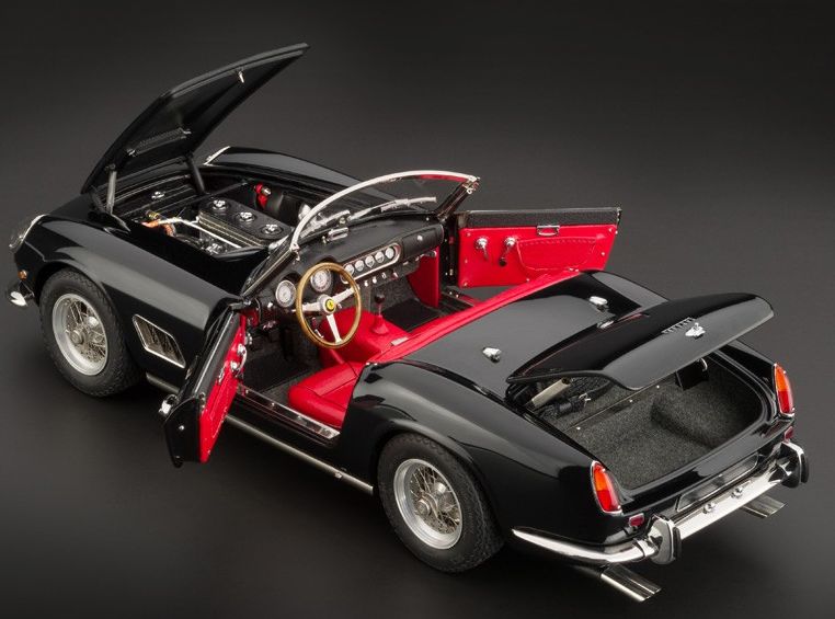 ギャラリービューアに画像をロードする, フェラーリ 250 GT SWB カリフォルニア スパイダー 1961 ブラック /CMC 1/18 ミニカー