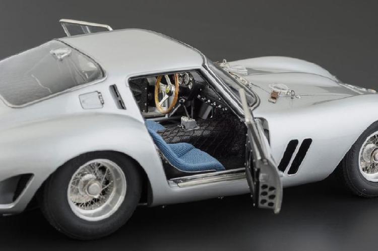 ギャラリービューアに画像をロードする, Ferrariフェラーリ 250 GTO, 1962 / Silver /CMC 1/18 ミニカー