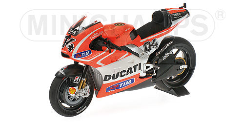 DUCATI | DESMOSEDICI GP13 DUCATI TEAM N 4 MOTOGP SEASON 2013 A.DOVIZIOSO | WHITE RED /Minichampsミニチャンプス 1/12 ミニカー