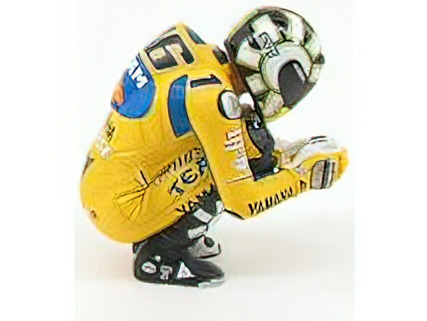 フィギュア- VALENTINO ROSSI POSIZIONE PRE-GARA MOTOGP 2006 - YELLOW /Minich –  ラストホビー