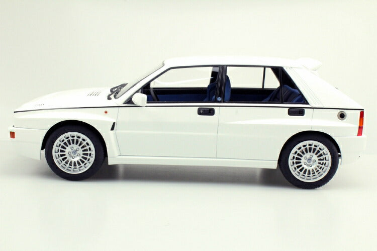 ギャラリービューアに画像をロードする, Lancia Delta Integrale Evolution II Bianca Perlata /Top Marques 1/12 ミニカー