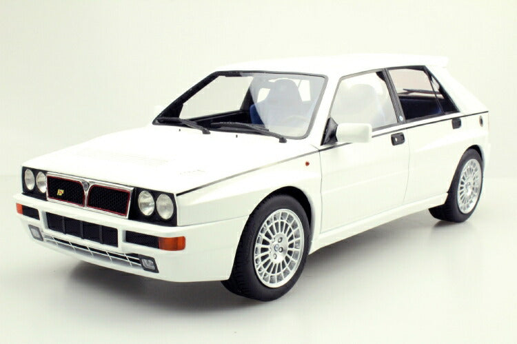 ギャラリービューアに画像をロードする, Lancia Delta Integrale Evolution II Bianca Perlata /Top Marques 1/12 ミニカー