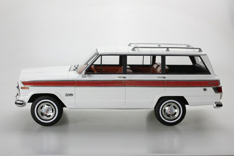 ギャラリービューアに画像をロードする, JEEP - GRAND WAGONEER 1979 - WHITE /TOPMARQUES COLLECTION 1/43 ミニカー