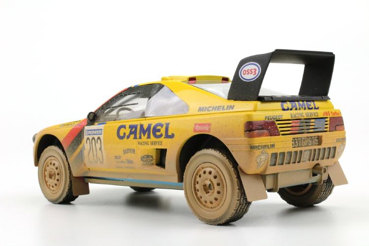 ギャラリービューアに画像をロードする, 【予約】6月以降発売予定Peugeotプジョー 405 GT T-16 Paris Dakar Winner 1990 dirty /TOPMARQUES 1/18 ミニカー