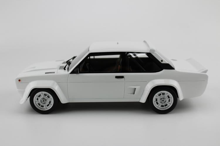 ギャラリービューアに画像をロードする, Fiat 131 Abarth 1977 plain white /TOPMARQUES 1/18 ミニカー