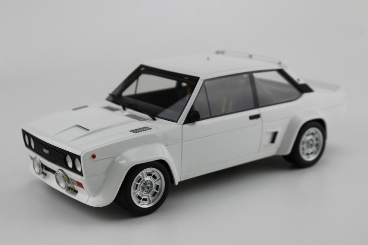 ギャラリービューアに画像をロードする, Fiat 131 Abarth 1977 plain white /TOPMARQUES 1/18 ミニカー