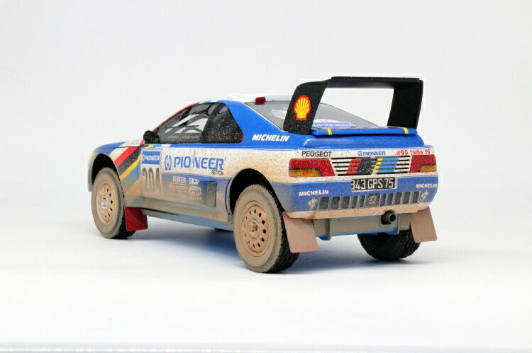 ギャラリービューアに画像をロードする, 【予約】9月以降発売予定Peugeotプジョー 405 GT T-16 Paris Dakar Winner 1989 dirty /TOPMARQUES 1/18 レジンミニカー