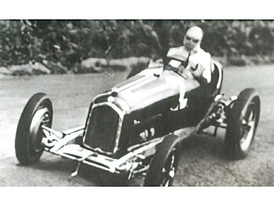 Alfa Romeo P3 Caracciola ドイツGP 優勝 1932 2/ CMC 1/18