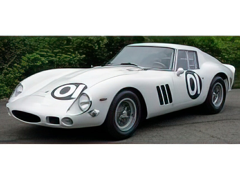 ギャラリービューアに画像をロードする, Ferrari 250 GTO No.10 ツーリストトロフィー グッドウッド G.Hill 1962 限定2200個/ CMC 1/18 ミニカー