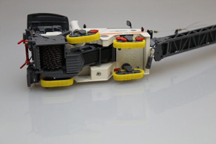 ギャラリービューアに画像をロードする, WIRTGEN W100F cold milling machine 763 /NZG 1/50 建設機械模型