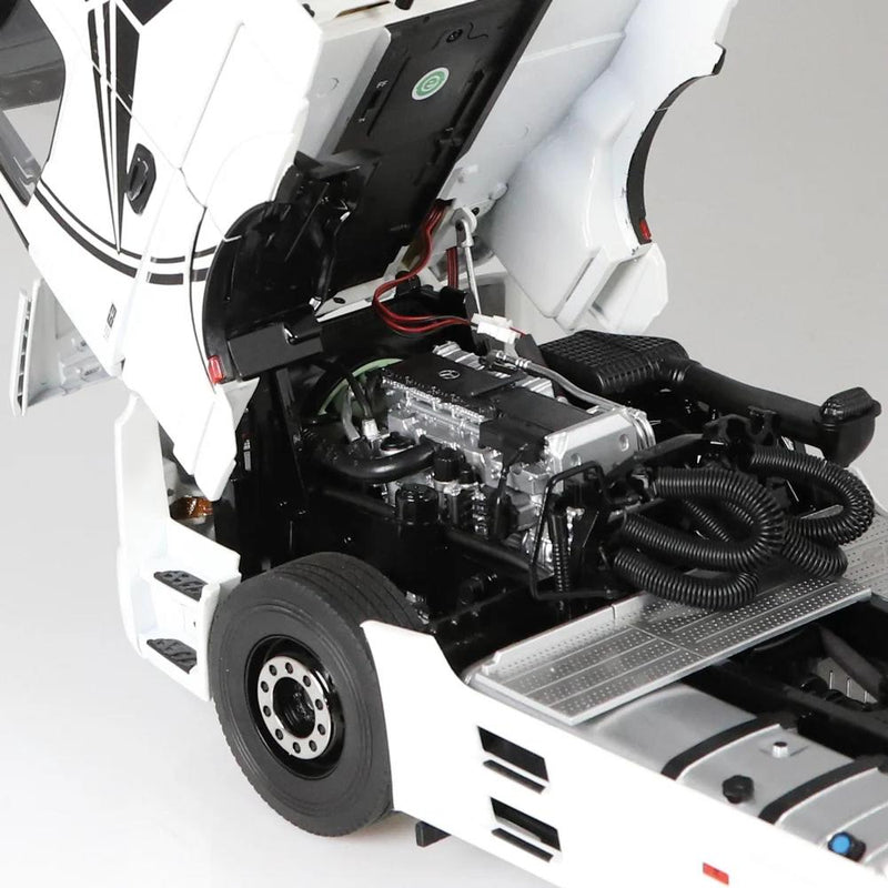 ギャラリービューアに画像をロードする, Mercedes-Benz Actros GigaSpace 4x2 white トラック トラクタ/NZG 1/18 模型