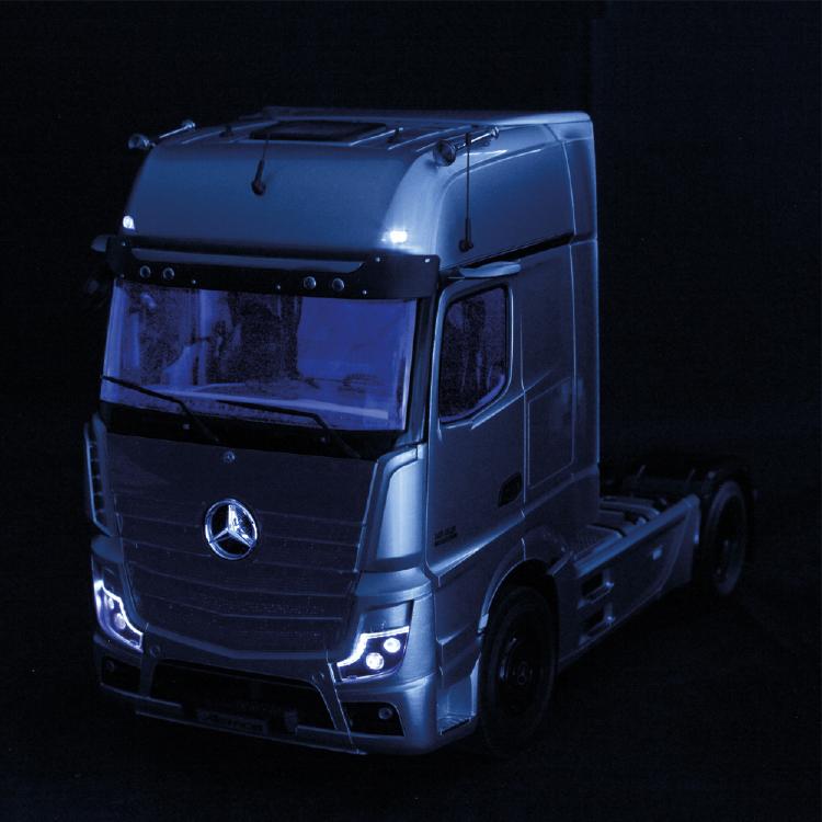 ギャラリービューアに画像をロードする, Mercedes-Benz Actros GigaSpace 4x2 シャンパン トラクタ /建設機械模型 工事車両 NZG 1/18 ミニチュア