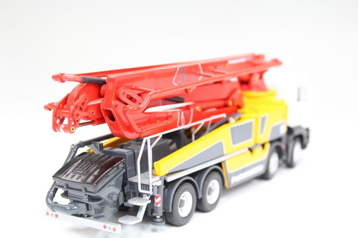 ギャラリービューアに画像をロードする, PUTZMEISTER M42-5RZ コンクリートポンプ車 MAN TGS 4軸 /CONRAD 1/50 建設機械 模型