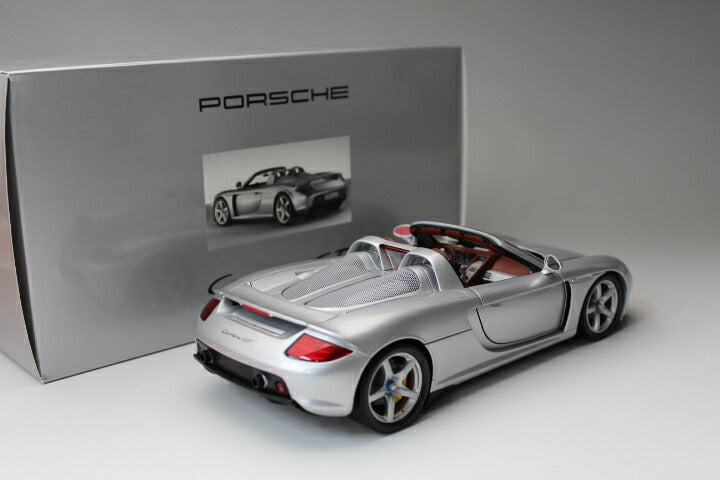 ギャラリービューアに画像をロードする, ポルシェ特注 Porsche Carreraカレラ GT High End 2003 シルバー /PMAミニチャンプス 1/18 ミニカー