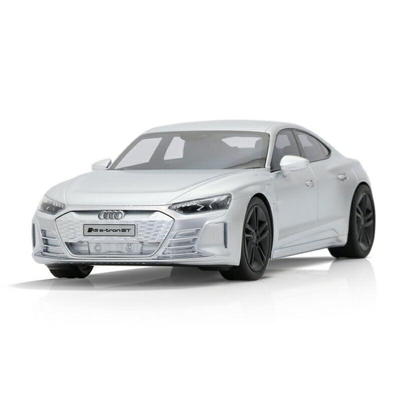 ギャラリービューアに画像をロードする, 【予約】2022年発売予定アウディディーラー特注Audi RS e-tron GT, matt chrome-plated /Norev 1/18 ミニカー