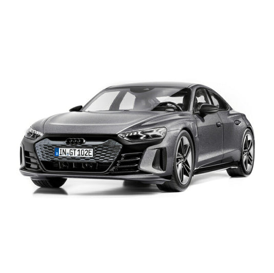 アウディディーラー特注Audi RS e-tron GT, Daytona Grey/Norev 1/18 ミニカー