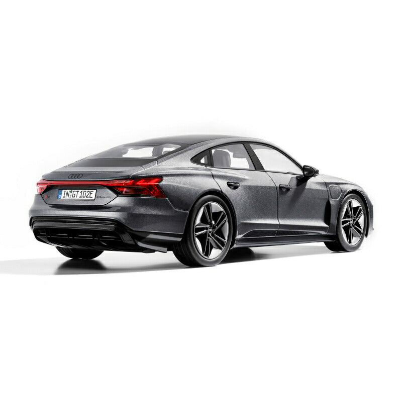 ギャラリービューアに画像をロードする, アウディディーラー特注Audi RS e-tron GT, Daytona Grey/Norev 1/18 ミニカー