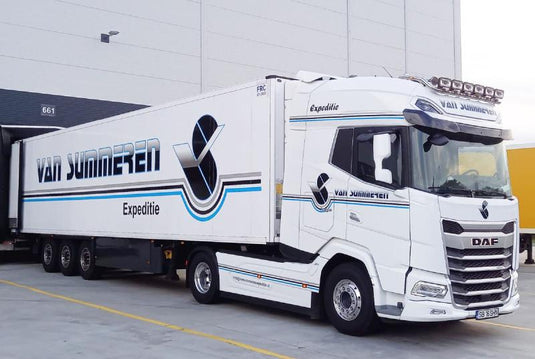 【予約】2024年発売予定VAN SUMMEREN; DAF XG+ 4X2 REEFER TRAILER - 3 AXLE トラック /DRAKE 1/50 建設機械模型 工事車両