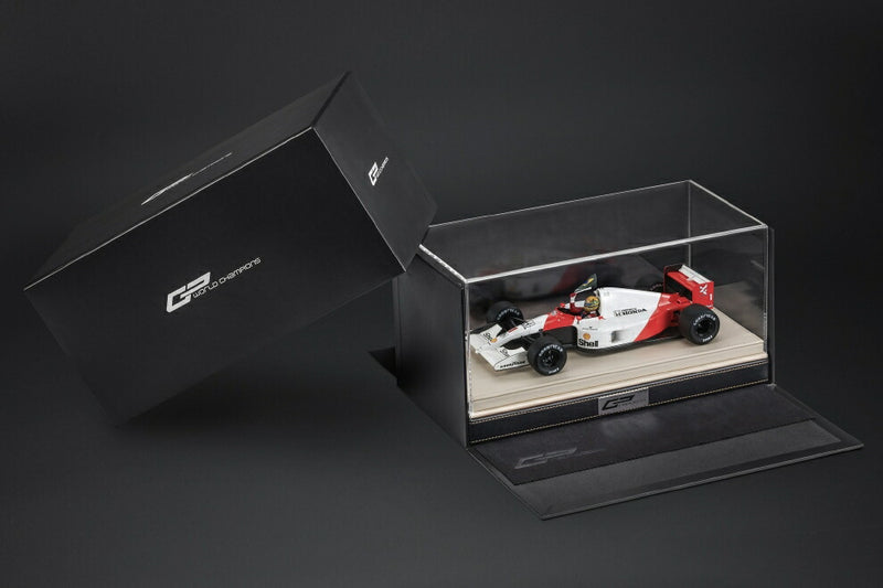 ギャラリービューアに画像をロードする, 【予約】McLAREN - F1 MP4/6 SEASON 1991 WORLD CHAMPION フィギュア付き 1991 AYRTON SENNA - WHITE RED /GP Replicas 1/18 ミニカー