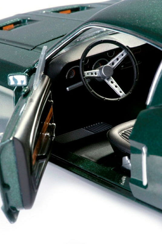 1968 Ford Mustang GT Fastbackマスタング 映画ブリット Bullitt (1968) /Greenlight 1/18 ミニカー