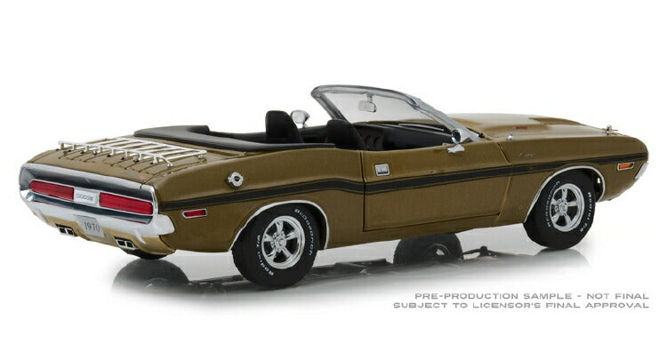 ギャラリービューアに画像をロードする, 1970 Dodge Challenger R/T Convertible in Y6 Gold Poly with Luggage Rack /Greenlight 1/18 ミニカー