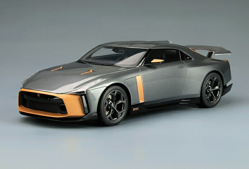 ギャラリービューアに画像をロードする, 2018 Nissan GT-R50 by Italdesign grey /GTスピリット 1/18 ミニカー