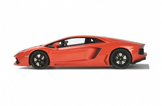 LAMBORGHINI AVENTADORランボルギーニアヴェンタドール LP700-4 /GT SPIRITスピリット 1/12 ミニカー