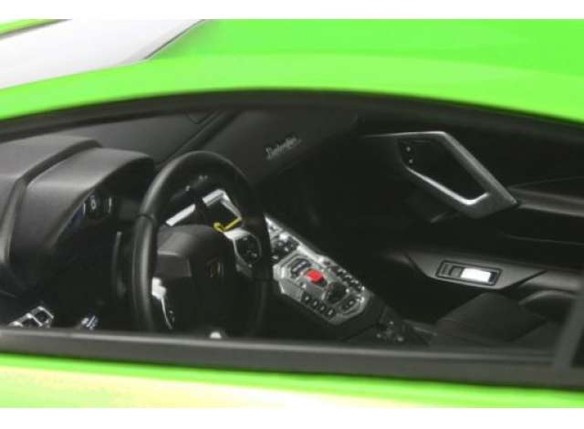 ギャラリービューアに画像をロードする, 【予約】9月以降発売予定Lamborghini Aventadorランボルギーニアヴェンタドール LP 700-4 グリーン /GTスピリット 1/12 ミニカー
