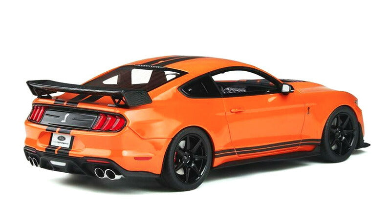 ギャラリービューアに画像をロードする, Ford Mustang Shelby GT 500 in Twister Orange with Black Stripes /GT Spirit 1/18 ミニカー