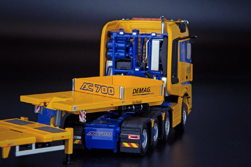 ギャラリービューアに画像をロードする, Tadano Mercedes-Benz Arocs SLT BigSpace 8x4 Nooteboom MCO Semi Low Loader 7軸 トラック トレーラー 建設機械模型 工事車両 IMC 1/50 ミニチュア
