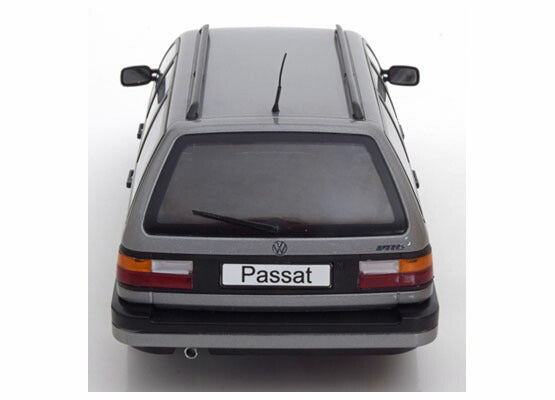 ギャラリービューアに画像をロードする, VW Passatフォルクスワーゲン パサート B3 VR6 1988 grey-metallic /KK-SCALE 1/18 ミニカー
