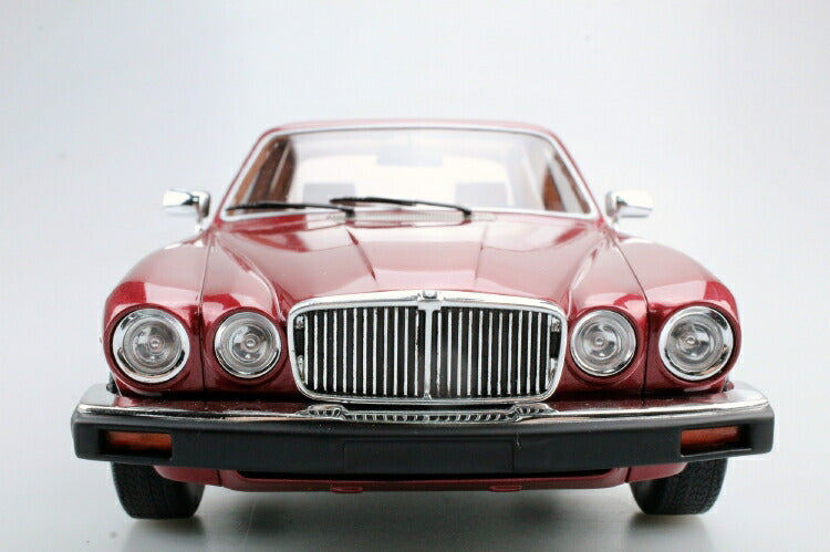 ギャラリービューアに画像をロードする, Jaguarジャガー XJ6 1982 Bordeaux /LS-Collectibles 1/18 レジン ミニカー