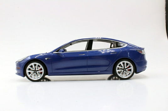 Tesla Model 3 blue /Ls Collectibles 1/18 ミニカー