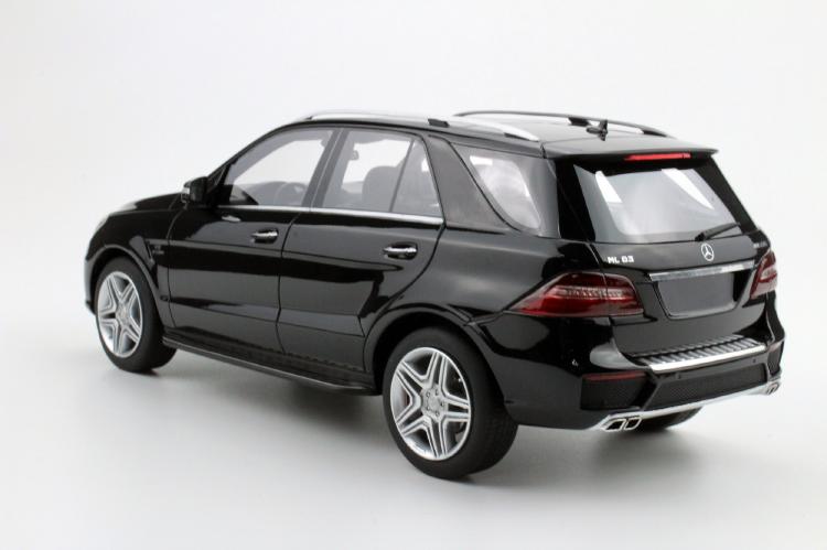 ギャラリービューアに画像をロードする, Mercedes ML63 AMG ブラック /LS COLLECTIBLES 1/18 レジンミニカー