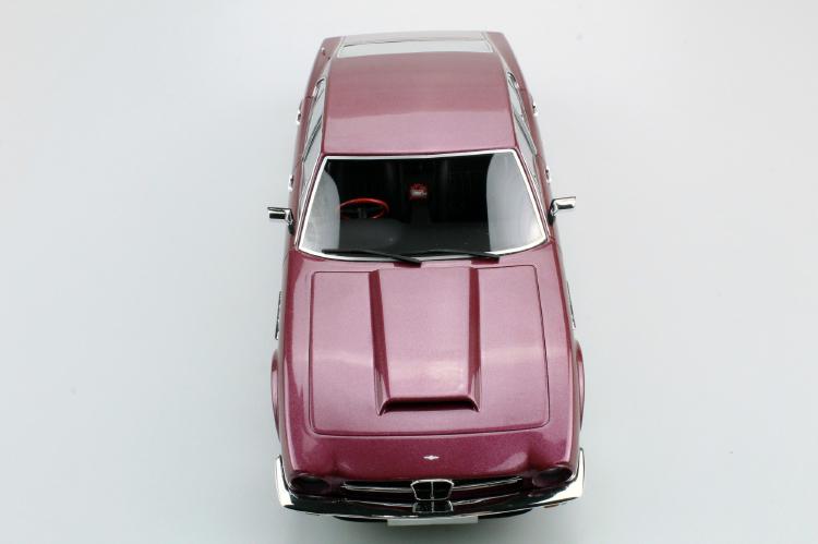 ギャラリービューアに画像をロードする, Aston Martinアストンマーチン Lagonda 1974 saloon レッド /LS COLLECTIBLES 1/18 レジンミニカー