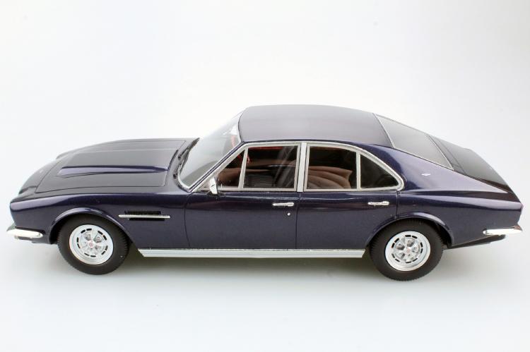 ギャラリービューアに画像をロードする, Aston Martinアストンマーチン Lagonda 1974 saloon ブルー /LS COLLECTIBLES 1/18 レジンミニカー